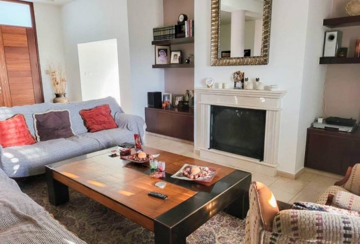 Image No.2-Bungalow de 4 chambres à vendre à Paphos