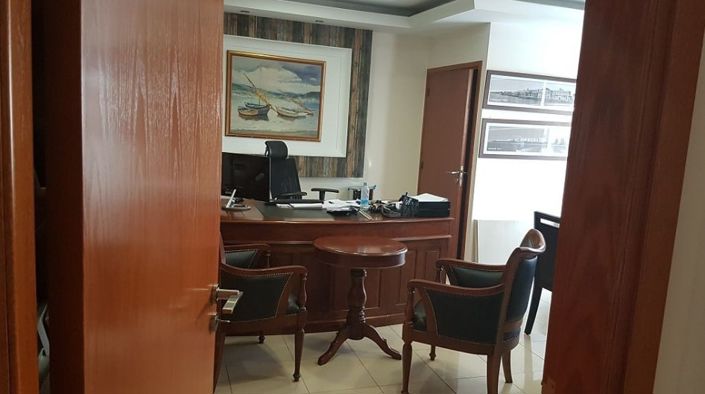 Image No.6-4 Bed Property for sale