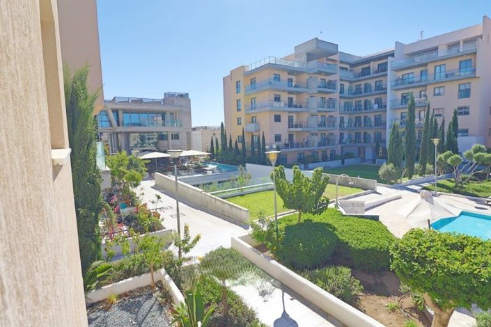 Image No.4-2 Bed Apartment for sale