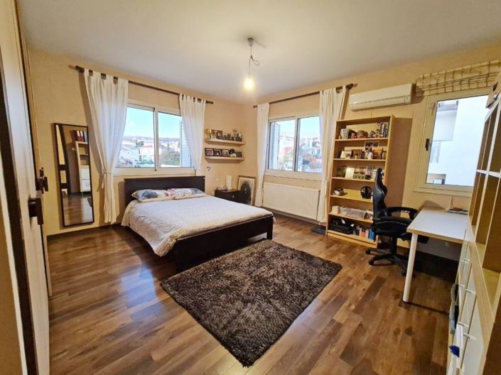 Image No.14-6 Bed Villa for sale