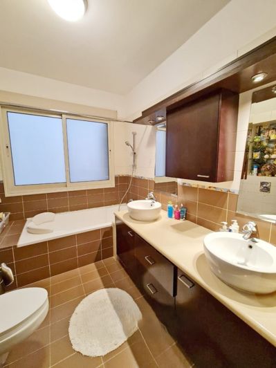 Image No.15-6 Bed Villa for sale