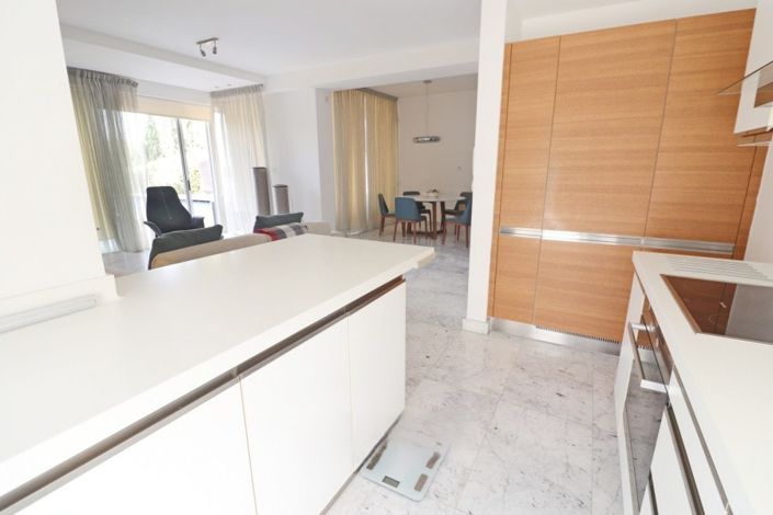 Image No.11-4 Bed Villa for sale