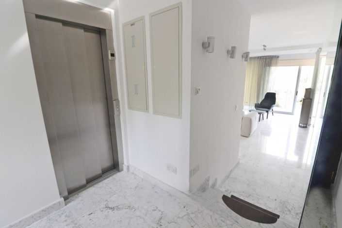 Image No.14-4 Bed Villa for sale