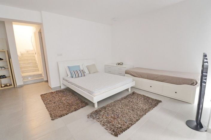 Image No.29-4 Bed Villa for sale