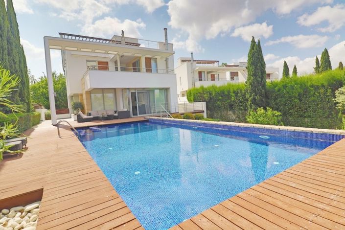 Image No.4-4 Bed Villa for sale