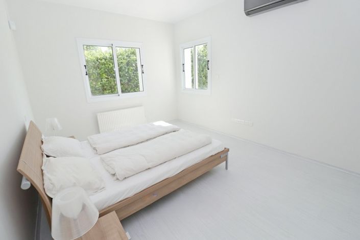 Image No.26-4 Bed Bungalow for sale