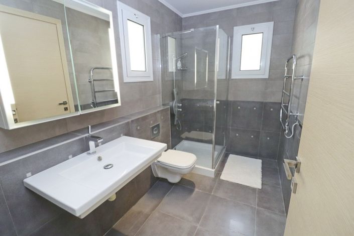 Image No.28-4 Bed Bungalow for sale