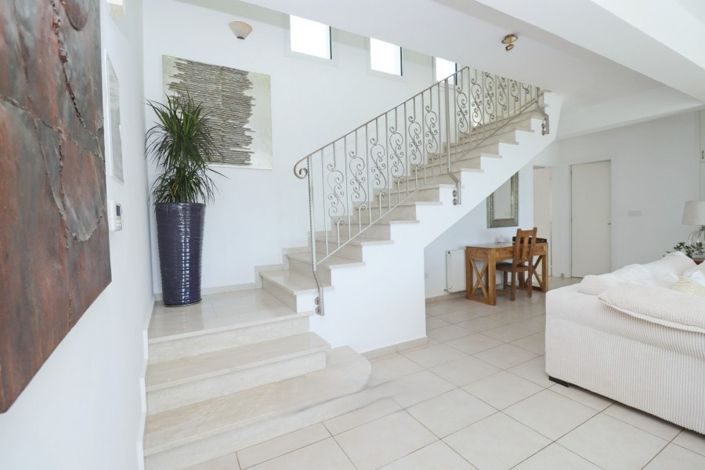 Image No.24-4 Bed Villa for sale