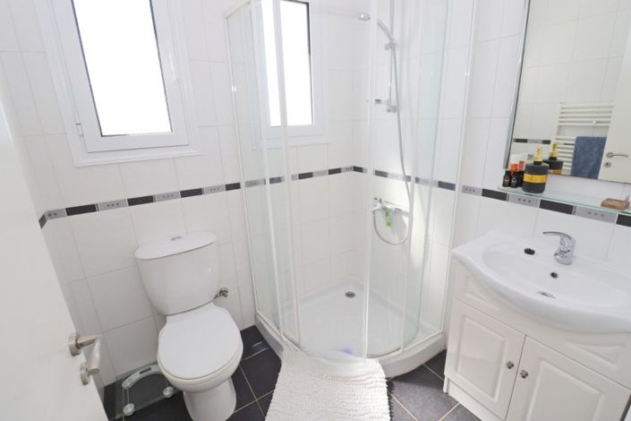 Image No.30-4 Bed Villa for sale