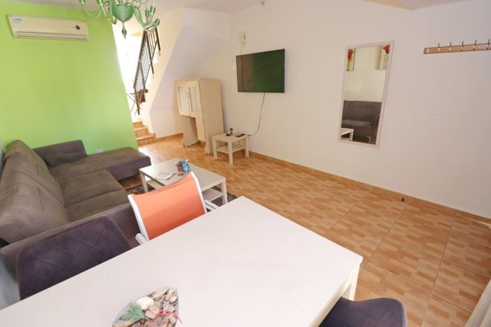 Image No.5-2 Bed Townhouse for sale