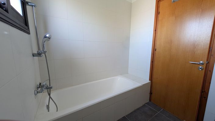 Image No.25-3 Bed Villa for sale