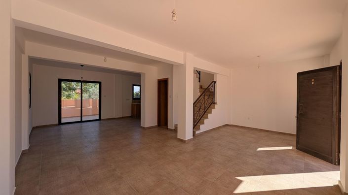 Image No.7-3 Bed Villa for sale