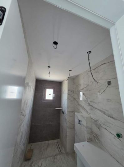 Image No.17-3 Bed Property for sale