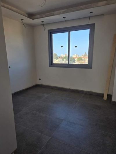 Image No.18-3 Bed Property for sale