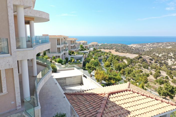 Image No.3-5 Bed Villa for sale