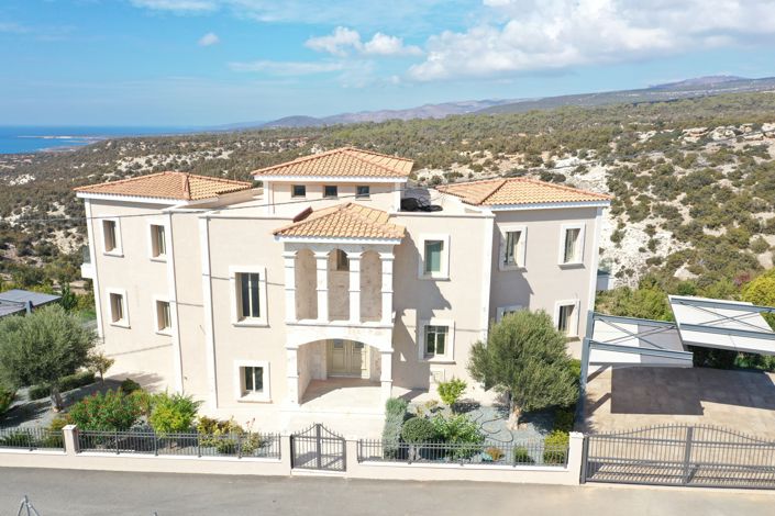 Image No.8-5 Bed Villa for sale