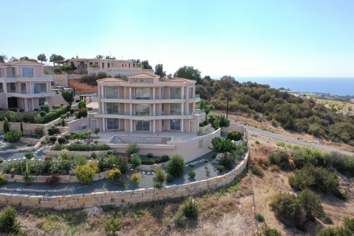 Image No.1-5 Bed Villa for sale