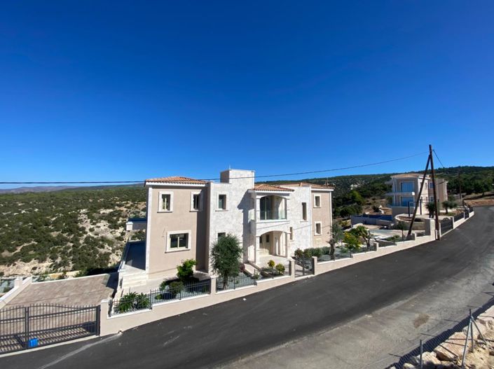 Image No.8-6 Bed Villa for sale