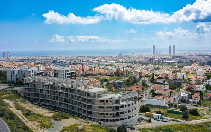 Image No.11-3 Bed Property for sale