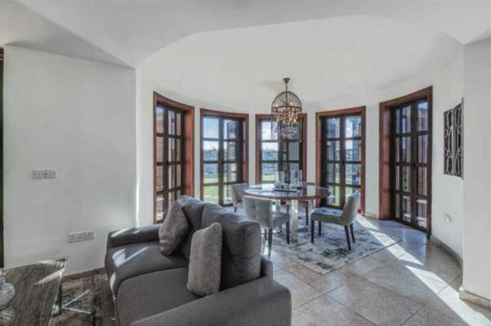 Image No.3-7 Bed Villa for sale