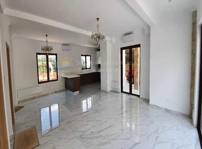 Image No.2-4 Bed Villa for sale