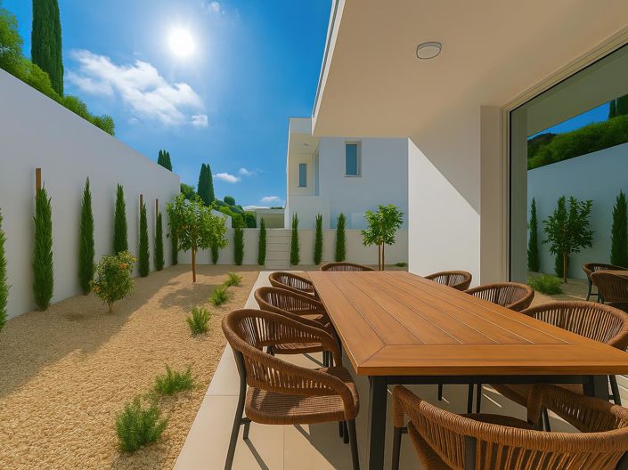 Image No.14-3 Bed Townhouse for sale