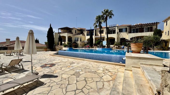 Image No.32-2 Bed Property for sale