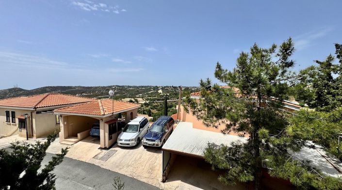 Image No.35-2 Bed Property for sale