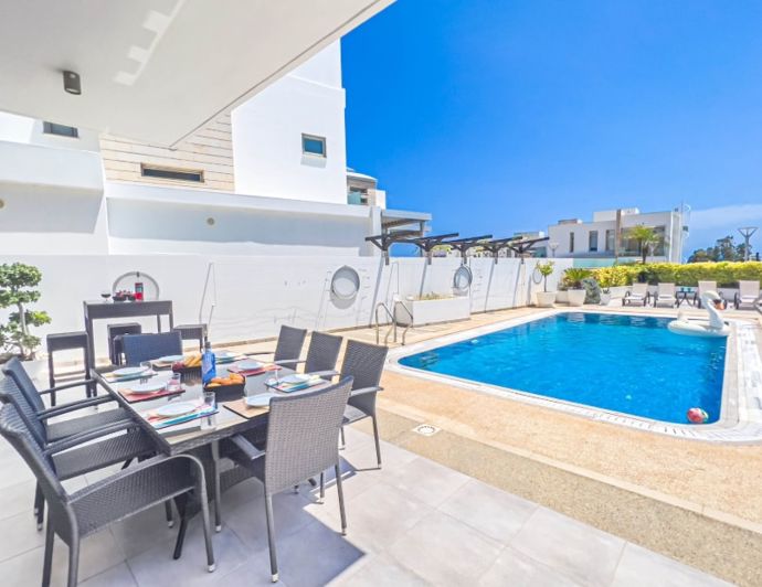 Image No.25-5 Bed Villa for sale