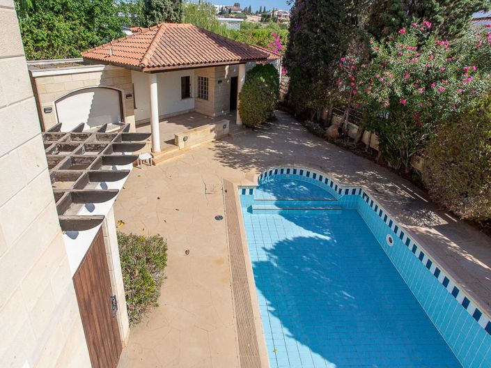 Image No.2-4 Bed Villa for sale