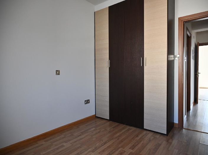 Image No.6-3 Bed Apartment for sale