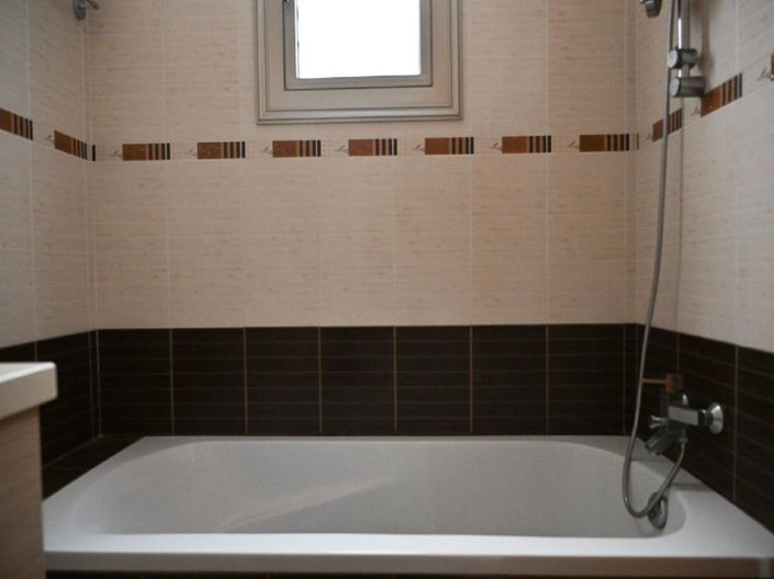 Image No.9-3 Bed Apartment for sale