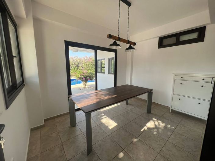 Image No.9-5 Bed Villa for sale