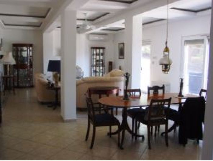 Image No.10-5 Bed Villa for sale