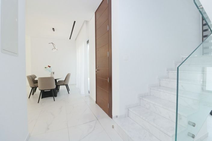 Image No.15-3 Bed Villa for sale