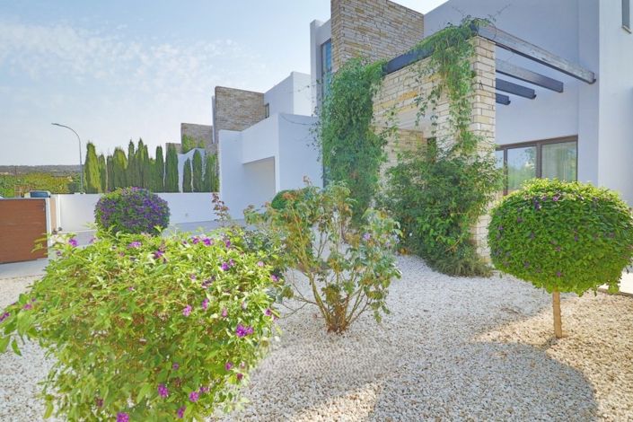 Image No.3-3 Bed Villa for sale