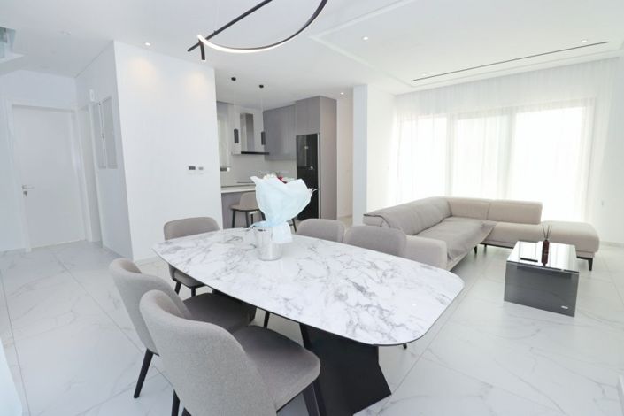 Image No.35-3 Bed Villa for sale