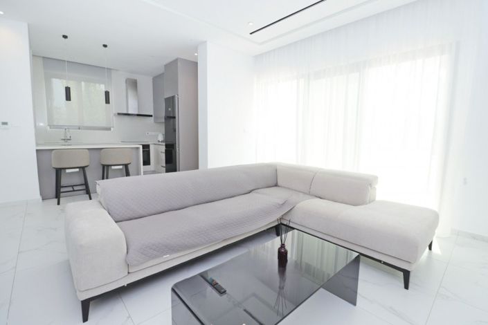 Image No.6-3 Bed Villa for sale