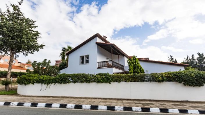 Image No.1-Villa de 4 chambres à vendre à Paphos