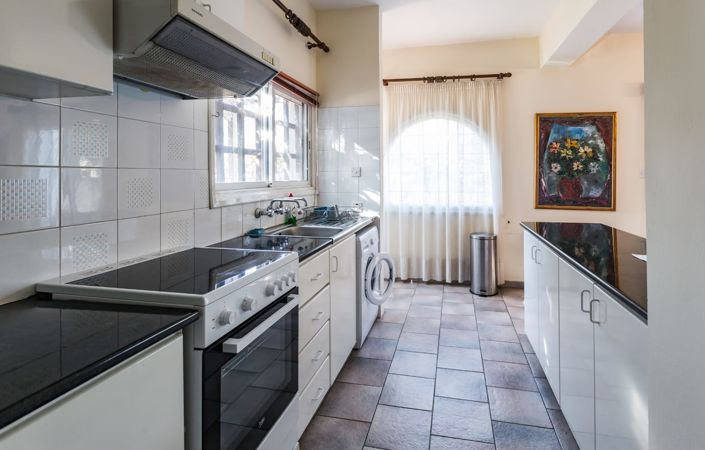 Image No.6-4 Bed Villa for sale