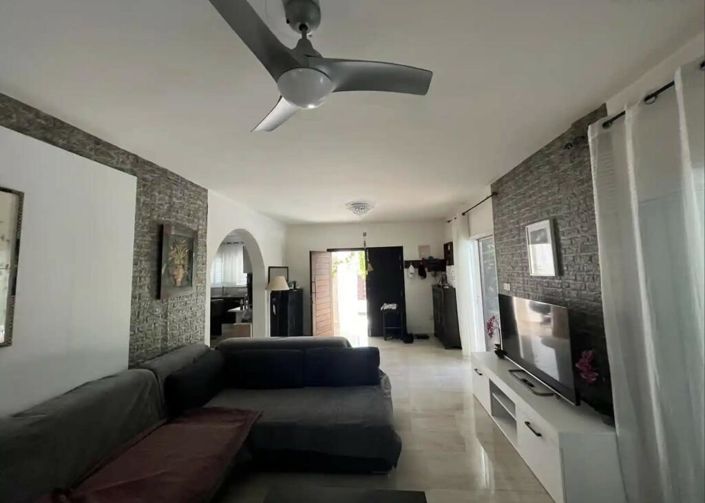 Image No.4-4 Bed Villa for sale