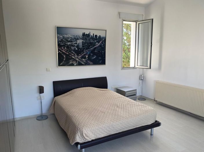 Image No.15-5 Bed Villa for sale