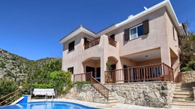 Villa de 4 chambres à vendre à Paphos