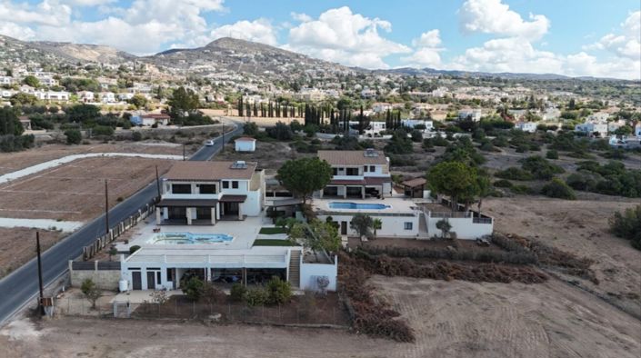 Image No.8-3 Bed Villa for sale