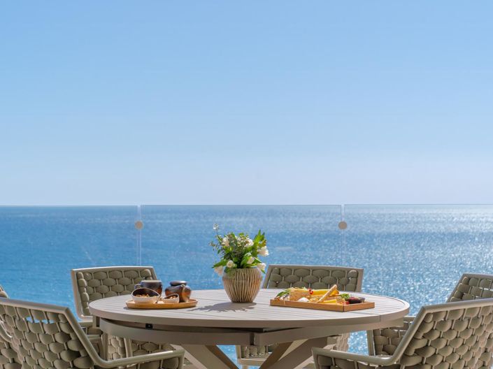 Image No.4-4 Bed Apartment for sale