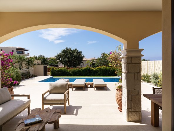 Image No.1-3 Bed Villa for sale