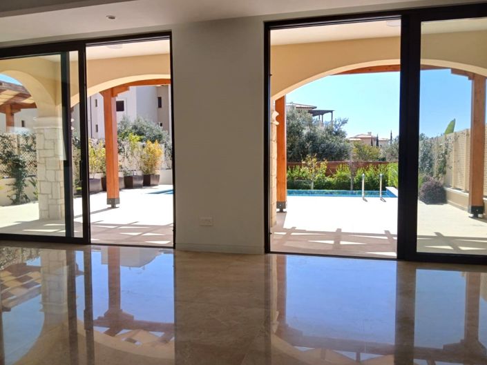 Image No.5-3 Bed Villa for sale