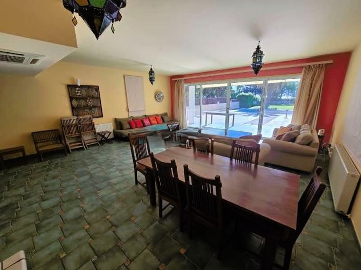 Image No.19-4 Bed Villa for sale