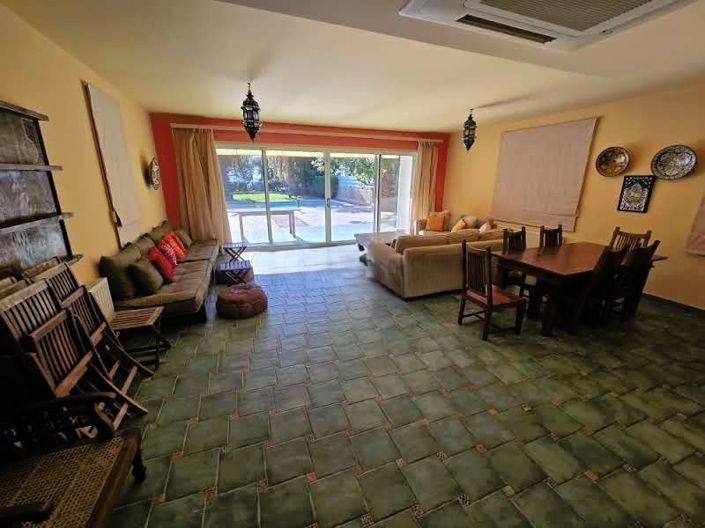 Image No.21-4 Bed Villa for sale