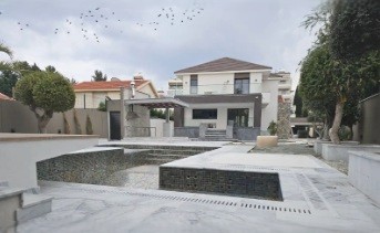Image No.1-6 Bed Villa for sale